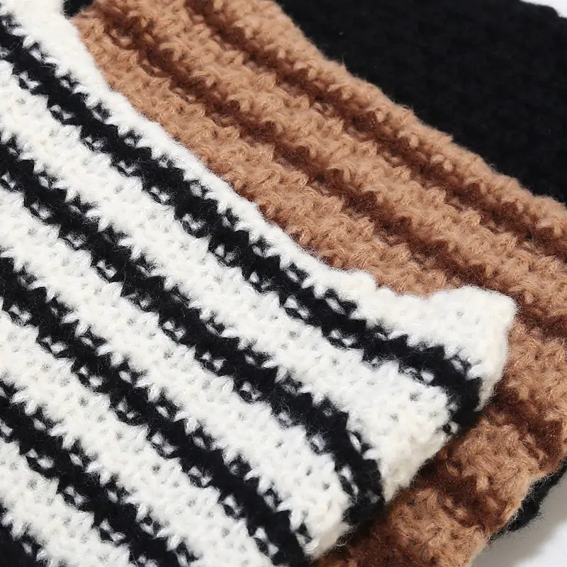 Green-striped Kawaii King knitted beanie with a cozy, cute knit design, perfect for casual winter wear.